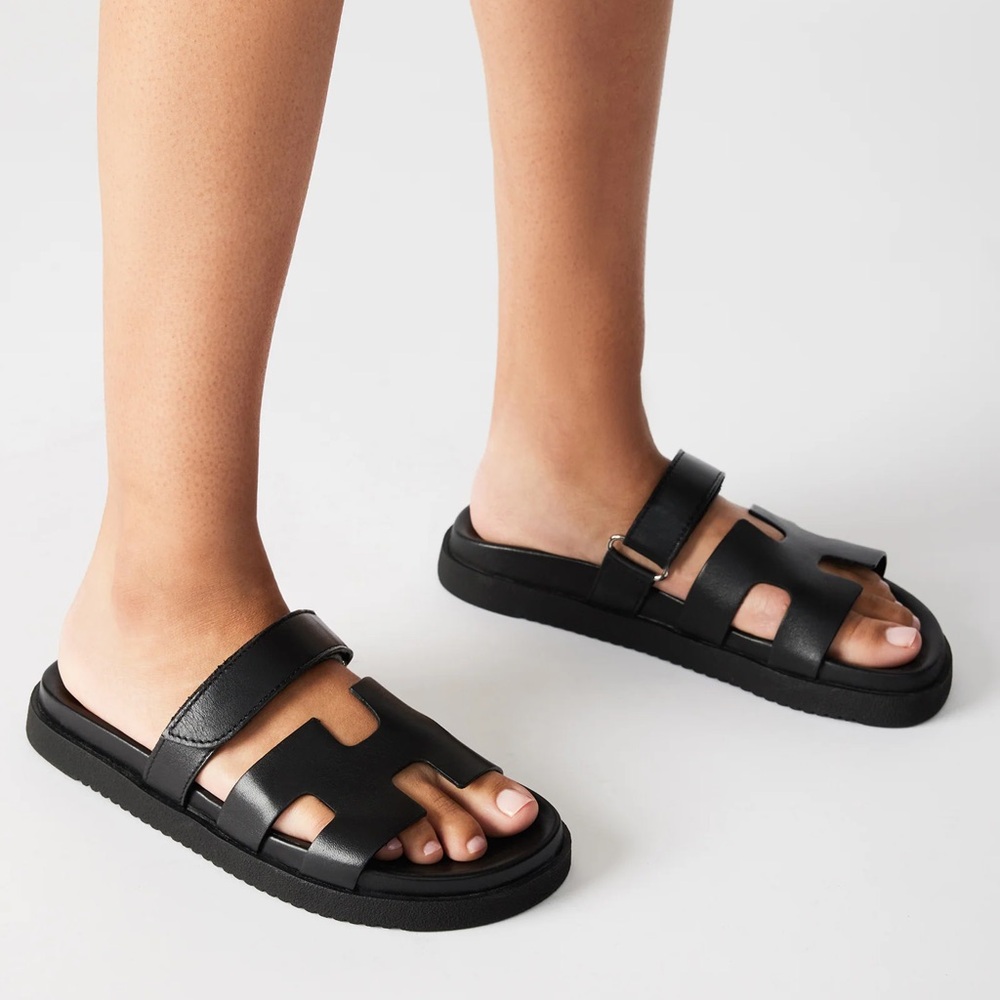 Steve Madden Black Leather Slides